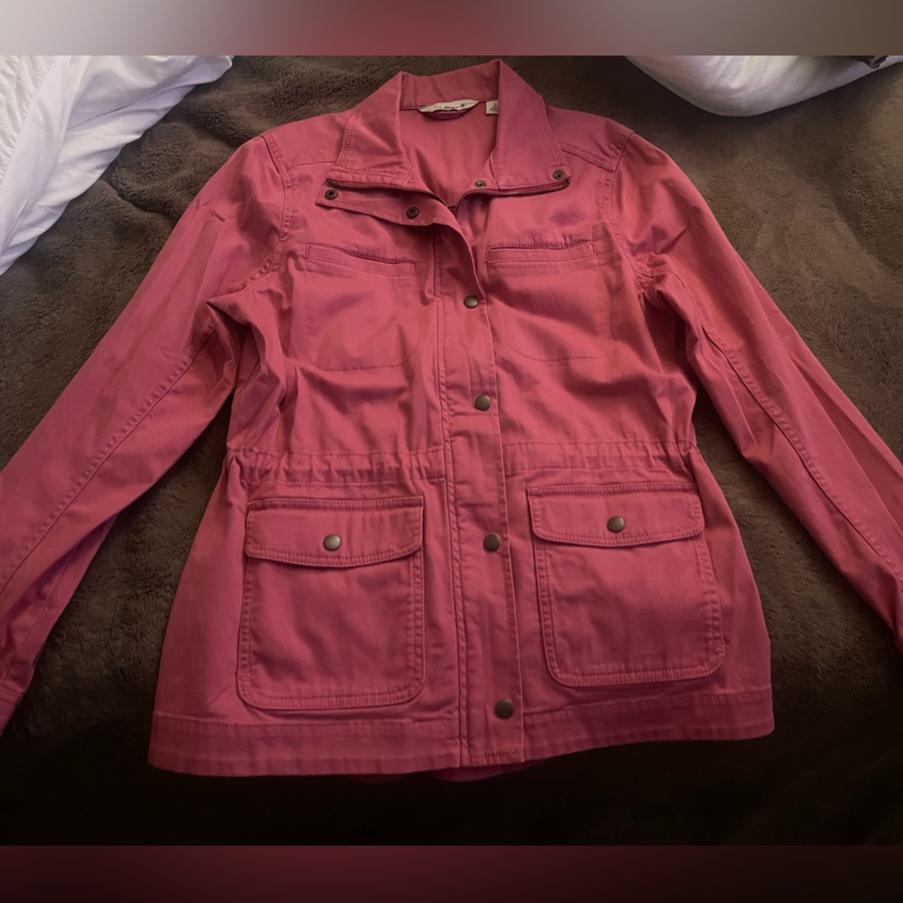Pink L.L. Bean vintage style jacket, size small 🎀